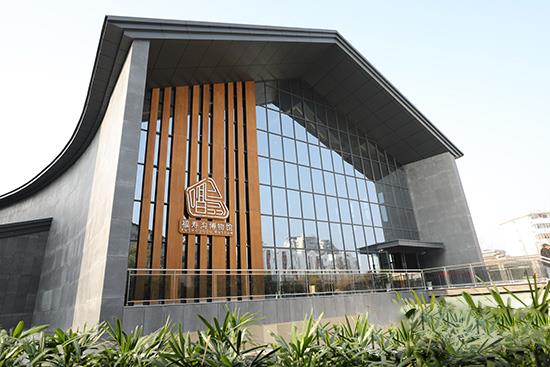 江西省委副書(shū)記、省長(cháng)易煉紅考察福壽溝博物館項目