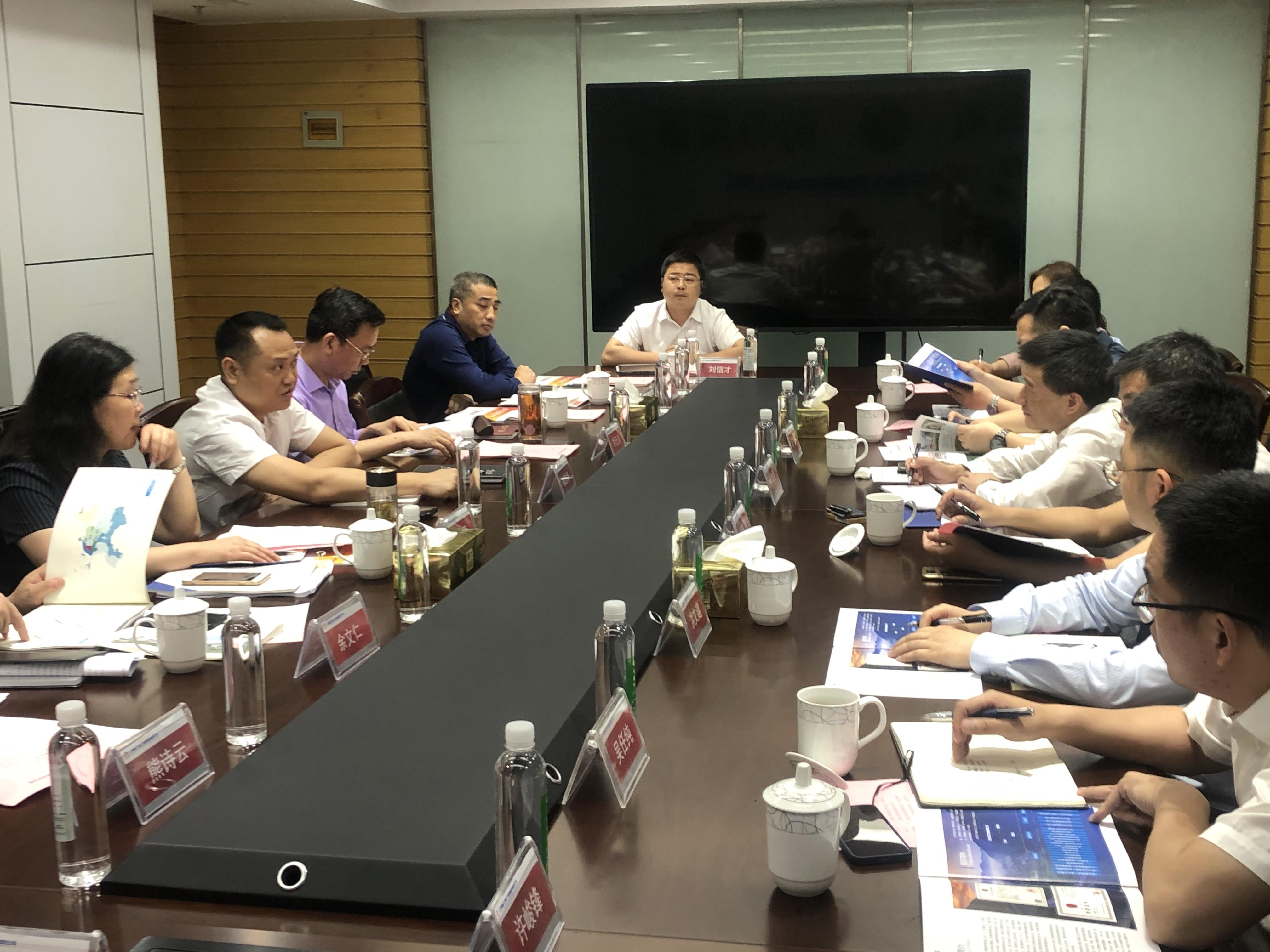 董事長(cháng)徐豐賢率隊赴江西交工集團交流學(xué)習